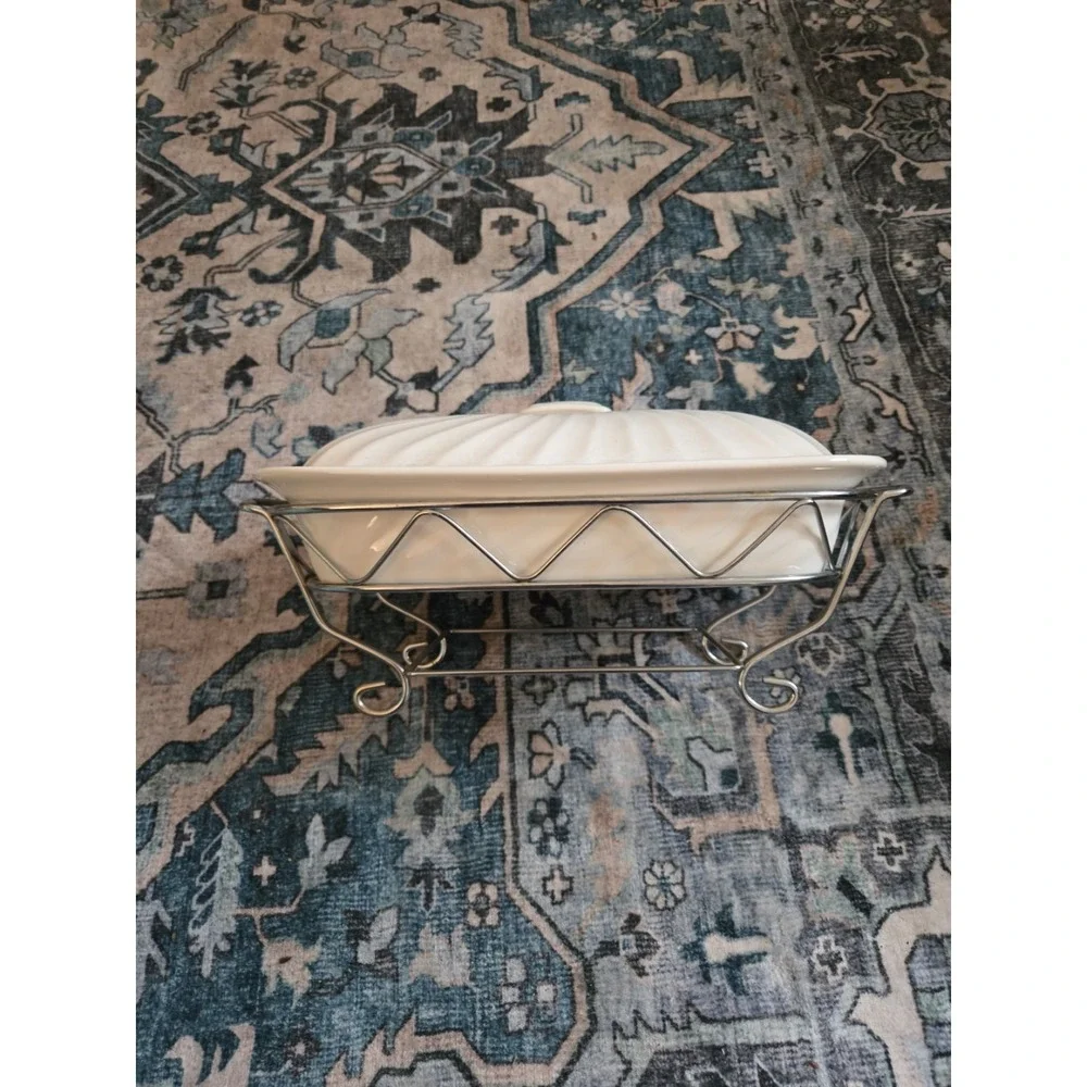 Godinger Rare Vintage 2 Quart Rectangular Covered Porcelain Baker W/Serving Rack